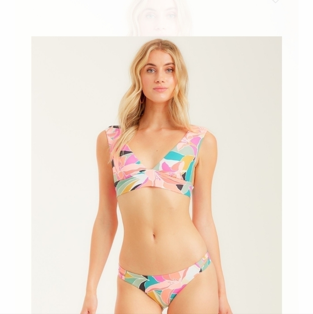 Billabong 3 pc Wild Sun Plunge Top/Lowrider Bottoms/Volley Board Shorts Set - Picture 6 of 12